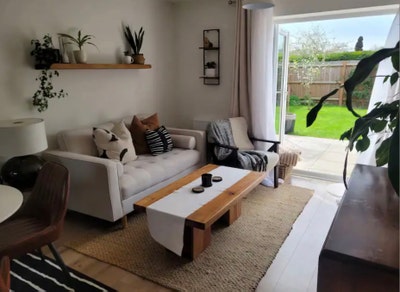 Countryside Home  Main Photo
