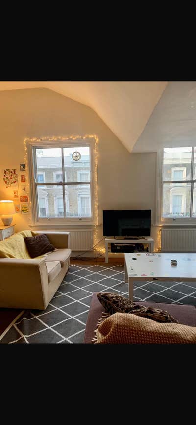 Bright & Spacious Double Room in Warwick Avenue Main Photo