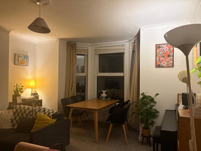 Room in 2-bed Chorlton flat with own bathroom Main Photo