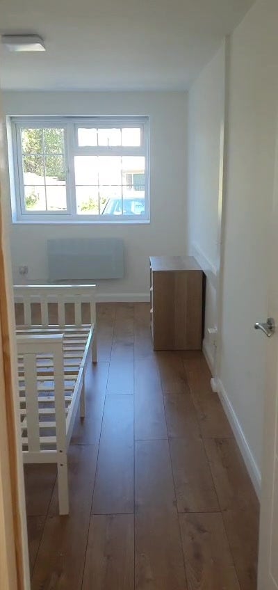 Bright newly converted double room Main Photo
