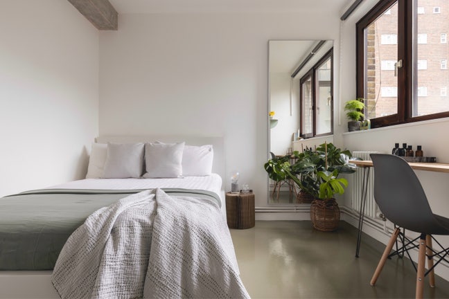 Furnished Room in Hoxton - Available Soon! Main Photo
