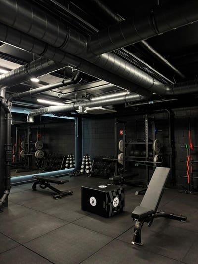 Stunning Studio in East London- Gym- 24H Security  Main Photo