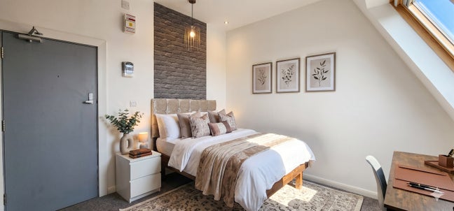 Summer Offer &pound;50pcm Discount!!! Main Photo