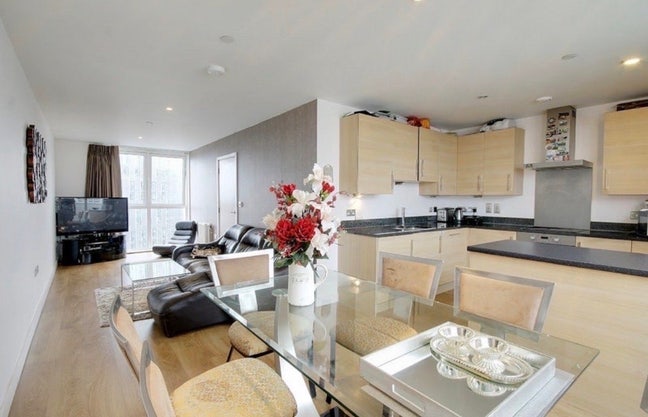 Beautiful double room with a Balcony - Penthouse Main Photo