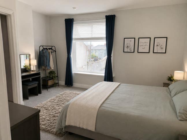 Rooms available in family home Main Photo