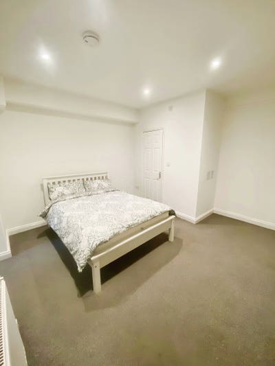 A Large Double En Suite Room, Available Now Main Photo