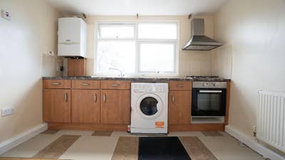 Studio Flat available in Tooting  Main Photo