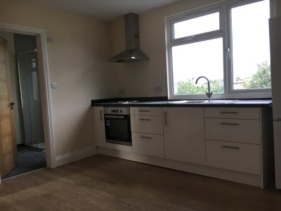 Newly refurbished self contained one bedroom Main Photo