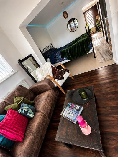 Short term room let - Professionals only  Main Photo