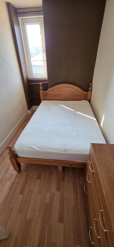 Short-term accommodation available in AB25 2NR Main Photo