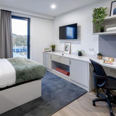Swansea Student Accomodation - Studio Main Photo