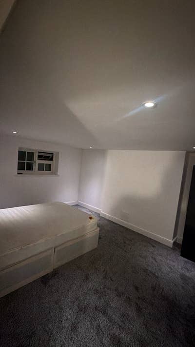 Double room available in UB10 Main Photo