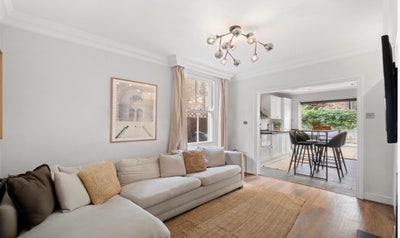 2 bedroom garden flat in Fulham  Main Photo