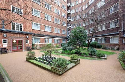 Two double rooms available for sublease Main Photo