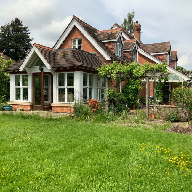 Double en-suite in period house with outdoor space Main Photo