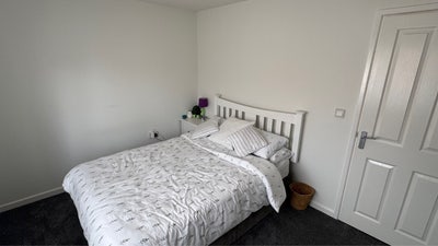 Room for rent  Main Photo