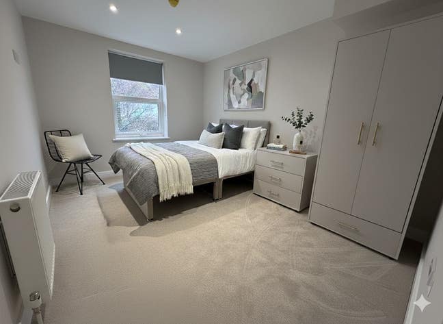 😍  Ensuite Rooms - Close to Train Station (7Sr) Main Photo