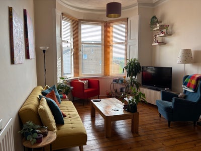 Room to rent in Dennistoun Main Photo