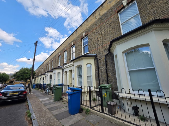 Freemantle Street, London  Main Photo
