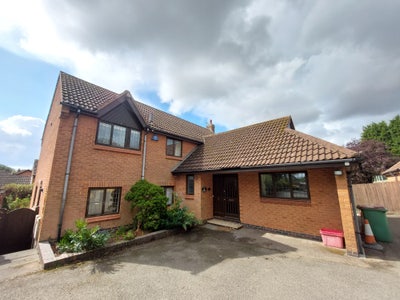 Spacious 4 bed property in Coalville for &pound;1100PCM Main Photo