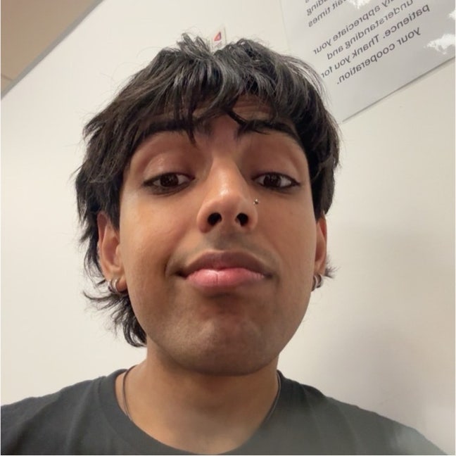 Puru is looking for a room in London! Main Photo