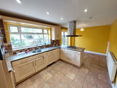 Spacious 4 bed property in Leicester for &pound;1100PCM Main Photo