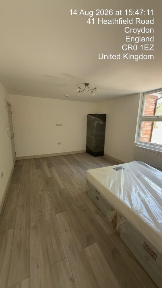 Spacious Double En-Suite Rooms Available Main Photo