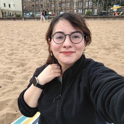 I am a female student aged 31. I'm a PhD stud... Main Photo