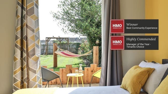 Charming en-suite room facing an idyllic garden Main Photo