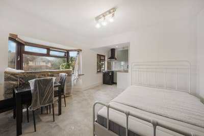 Studio All Bills Included NW2 Dollis Hill Main Photo
