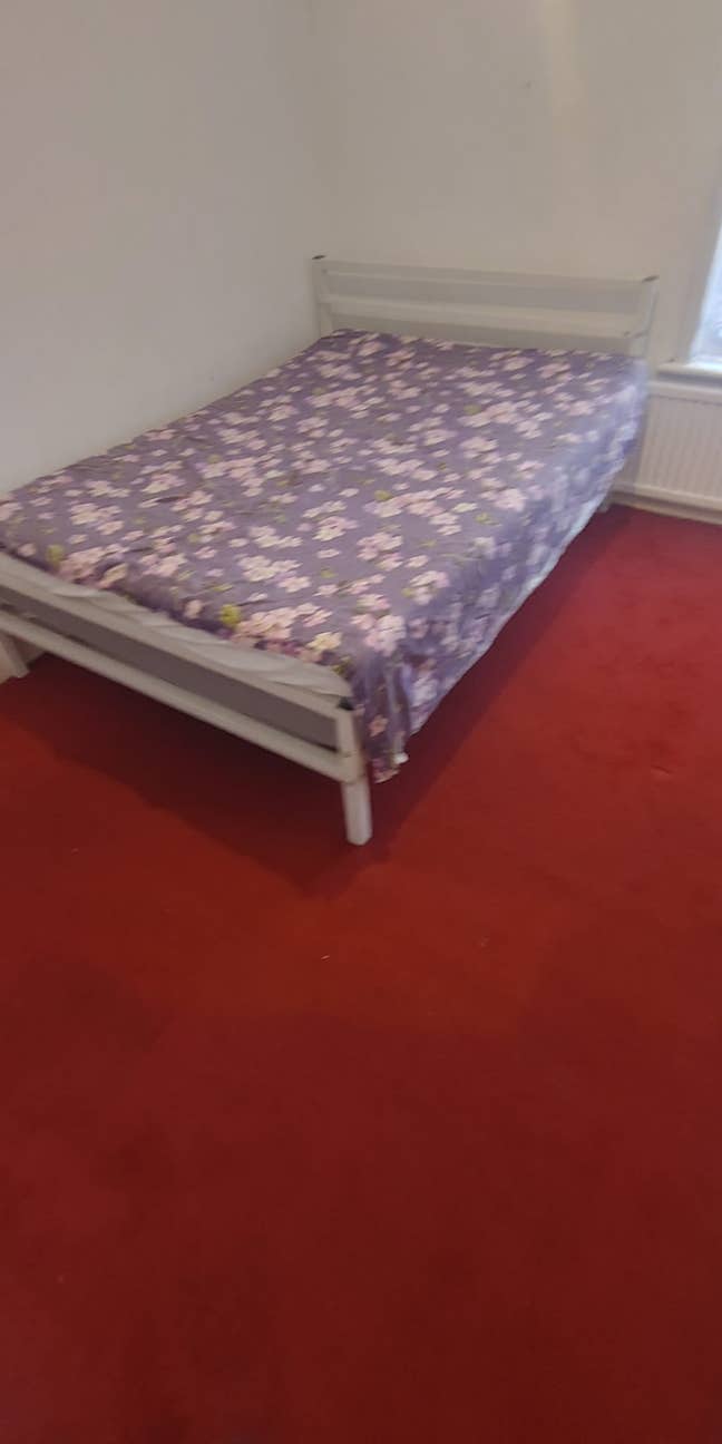 Quite Double Room Available Main Photo