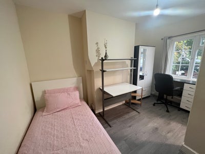 Ensuite Rooms, 6-Bed House Near Warwick Uni Main Photo