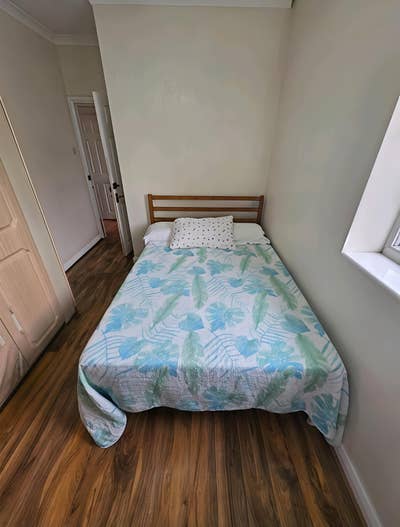 Spacious Double Room Is Available In - E17 5HG Main Photo