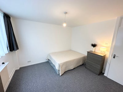 🏡 2 Bright Rooms in 5Bed, 2 Baths - Now/Sept Main Photo