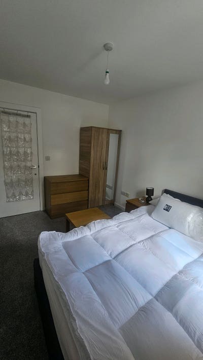 Double Room to Rent-Enfield Lock, EN3 &pound;875 pcm Main Photo