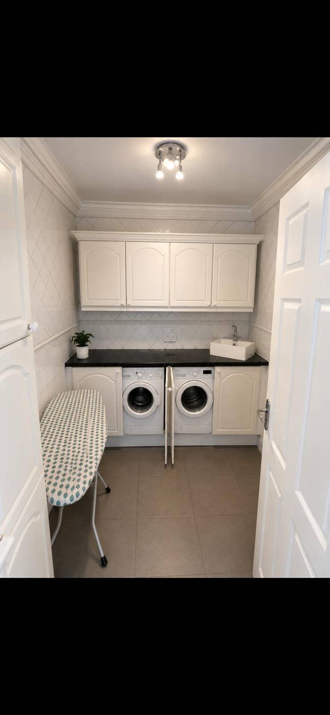 Female only own Bathroom &pound;900 PCM Bills included  Main Photo