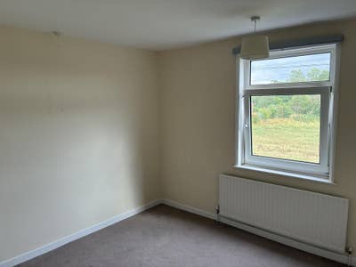 Short term room to rent Main Photo