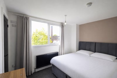 Newly Renovated House Share - All Bills Included Main Photo