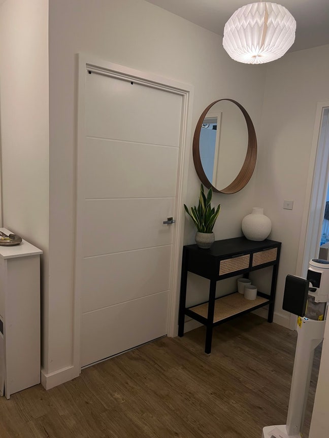 Large Room in a 2 bed Flat(Own Private Bathroom) Main Photo