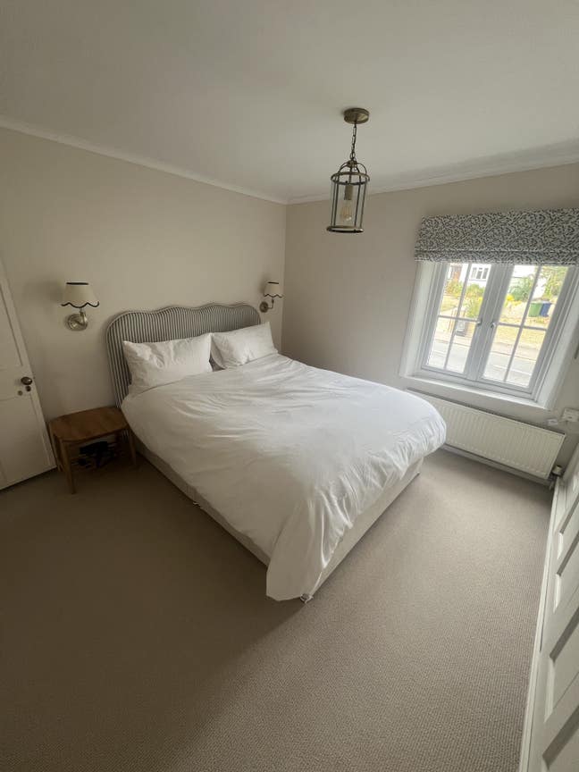 Double Room in house  Main Photo