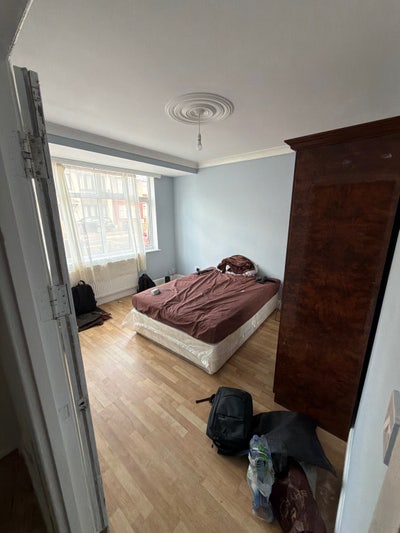 One big double bedroom Main Photo