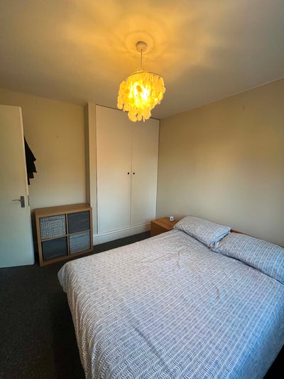 Double room in Brixton houseshare Main Photo