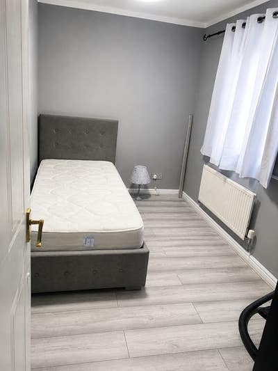 Single Room is available for rent in - IG1  Main Photo