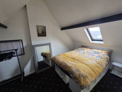 Double loft rooms in city center close to uni Main Photo