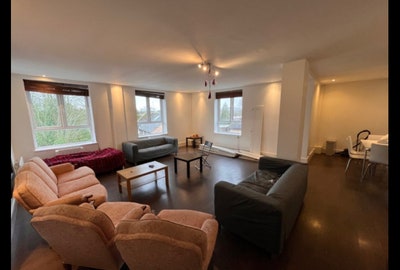 Cozy room in centre of Kingsbury and Kenton  Main Photo