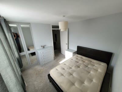Doube Room for one person only Main Photo