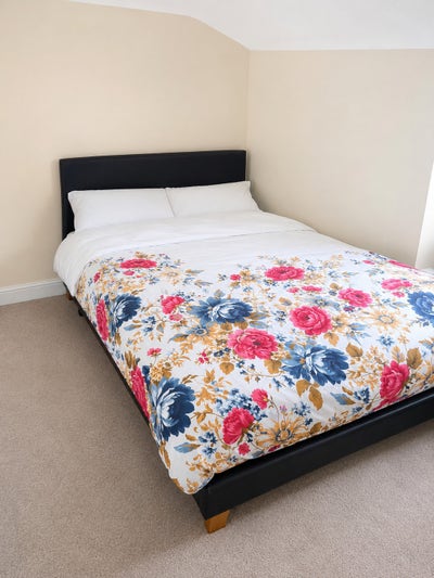 Double) Room  to  let  -  TW19  Main Photo