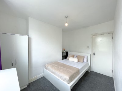 🌿 Ensuite +Double Room in Archway Main Photo