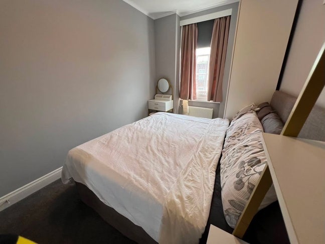 Super King Room in Queensway Flat Main Photo