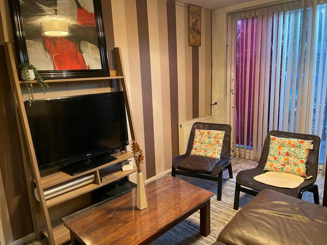 Nice Double Room in Good Location Main Photo